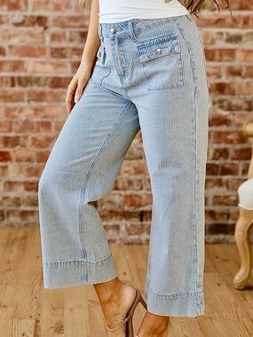 🩵Hello Gorgeous! Cute Striped Wide-Leg Cropped Jeans Light Blue